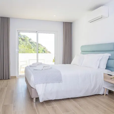Apartment Mc With Amazing Front Sea View Burgau