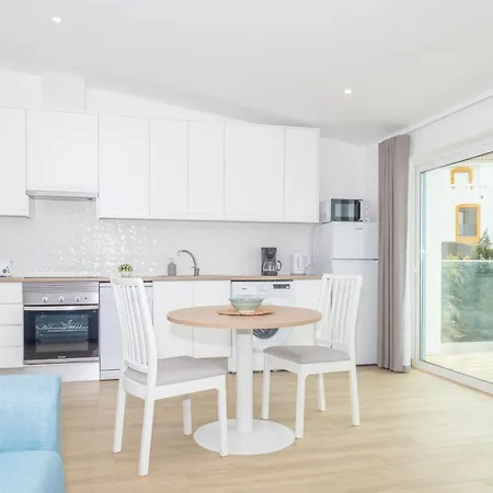 Apartmán Mc With Amazing Front Sea View