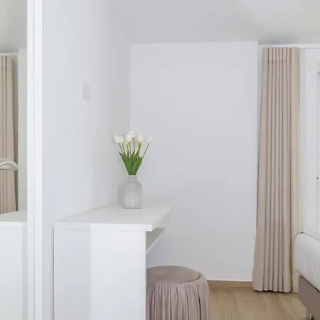 Mc With Amazing Front Sea View Apartment *