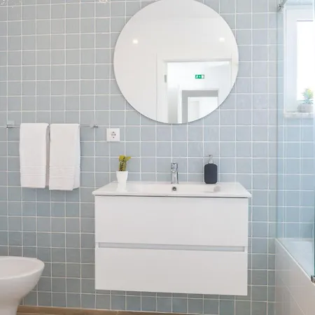 Mc With Amazing Front Sea View Apartment Burgau
