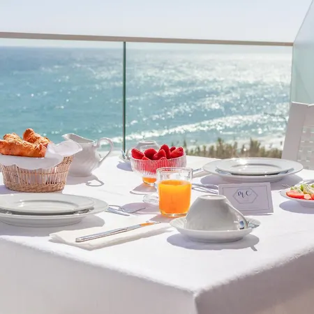 Apartment Mc With Amazing Front Sea View