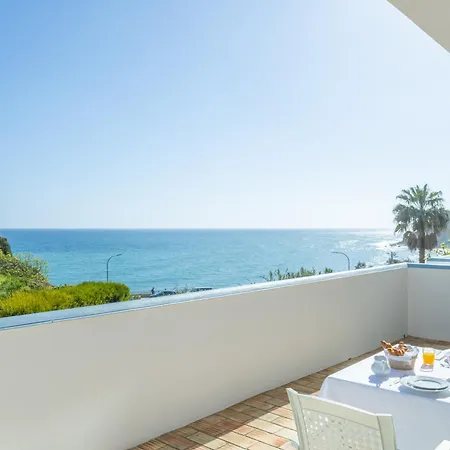 Apartment Mc With Amazing Front Sea View