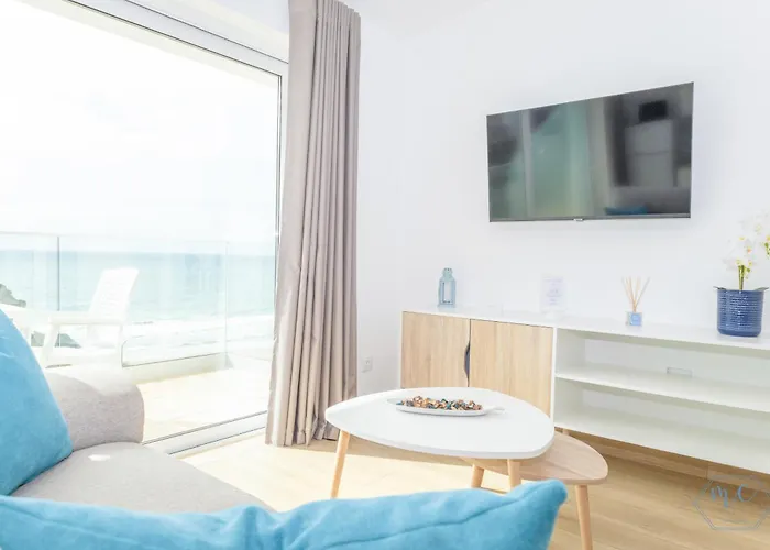 Mc With Amazing Front Sea View * Burgau