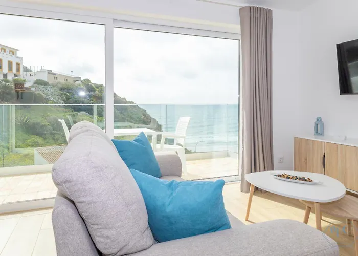 Mc With Amazing Front Sea View