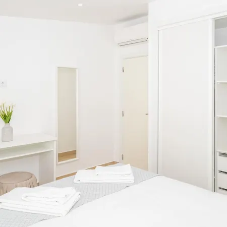 Mc With Amazing Front Sea View * Burgau