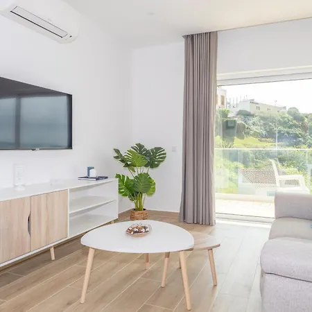 Mc With Amazing Front Sea View