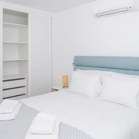 Mc With Amazing Front Sea View Burgau